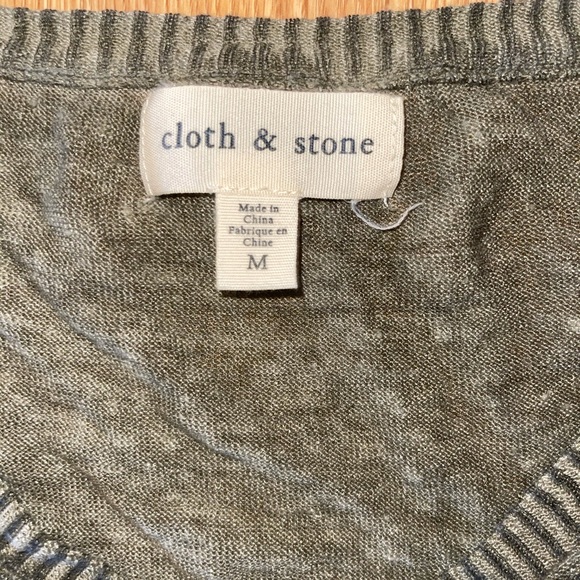 Cloth & Stone Top - Picture 4 of 4